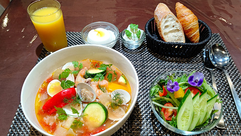 とある日の昼食メニュー